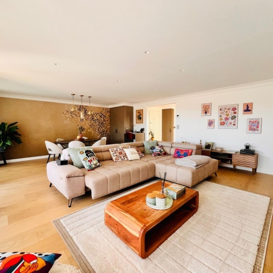  Annonces GRASSE : Appartement | CANNES (06400) | 110 m2 | 1 980 000 &euro; 