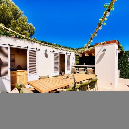  Annonces GRASSE : Appartement | CANNES (06400) | 110 m2 | 1 980 000 &euro; 