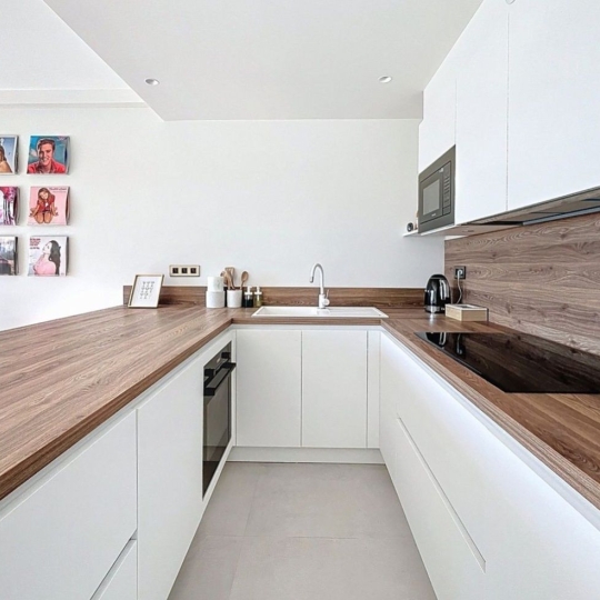  Annonces GRASSE : Appartement | CANNES (06400) | 78 m2 | 750 000 &euro; 