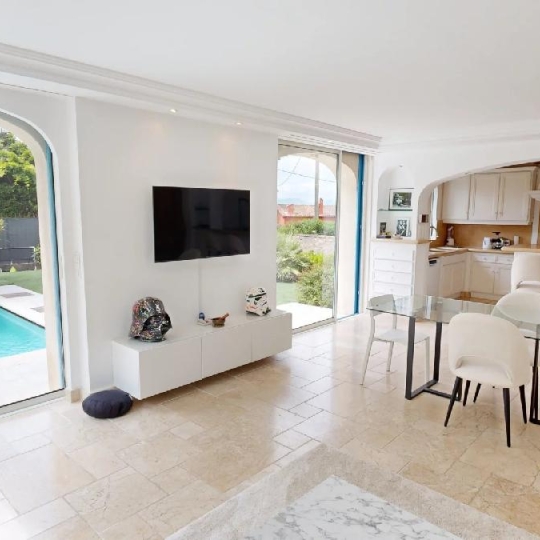  Annonces GRASSE : House | CANNES (06400) | 200 m2 | 2 490 000 &euro; 