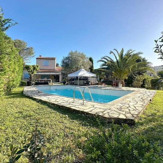  Annonces GRASSE : Maison / Villa | MOUGINS (06250) | 106 m2 | 790 000 &euro; 