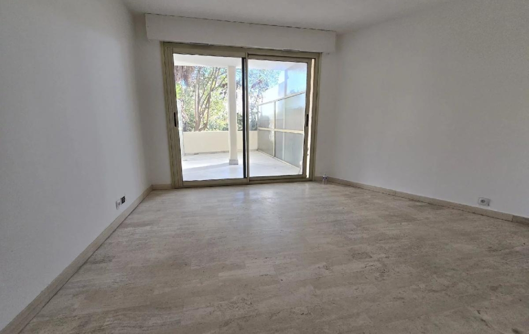 Annonces GRASSE : Appartement | CANNES (06400) | 23 m2 | 143 000 &euro; 