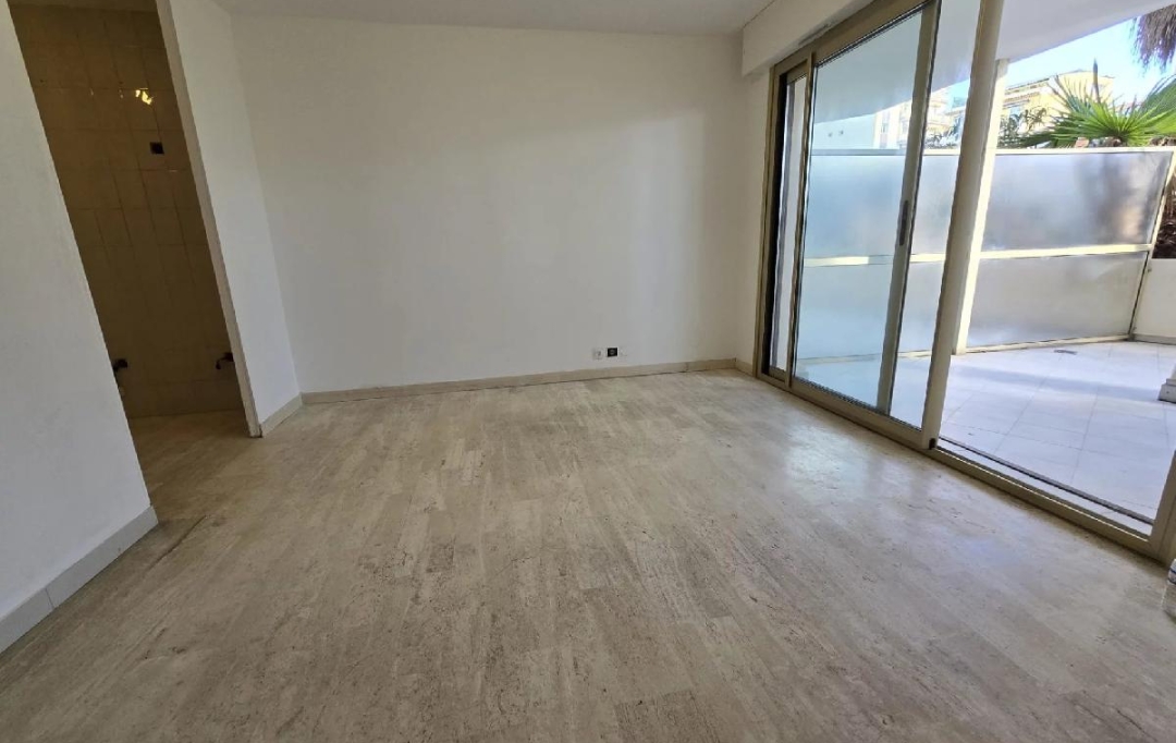 Annonces GRASSE : Appartement | CANNES (06400) | 23 m2 | 143 000 &euro; 