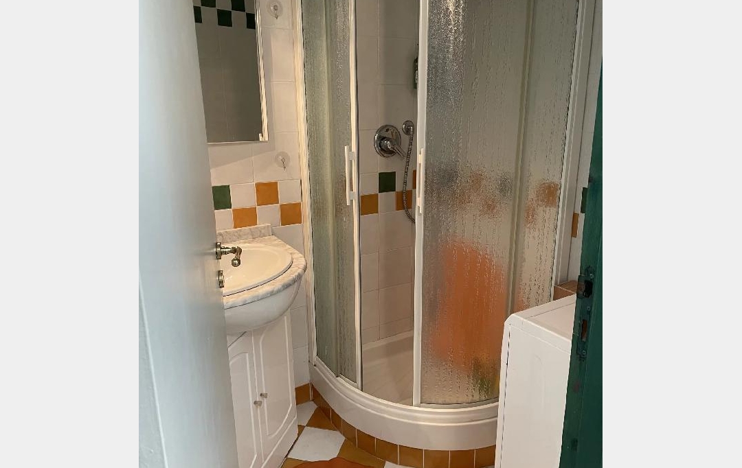 Annonces GRASSE : Maison / Villa | VALLAURIS (06220) | 35 m2 | 235 000 &euro; 