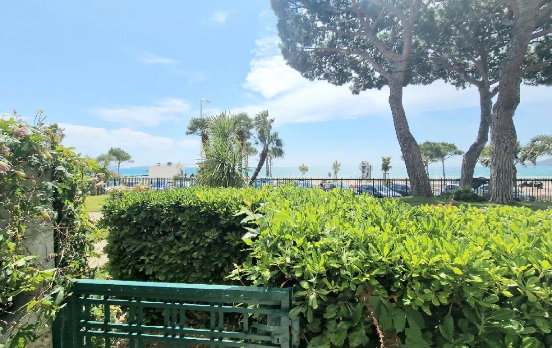 Annonces GRASSE : Appartement | CANNES (06400) | 44 m2 | 398 000 &euro; 