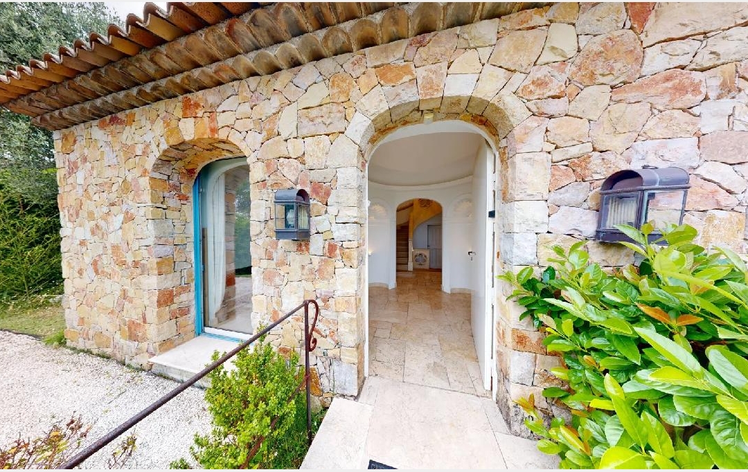 Annonces GRASSE : House | CANNES (06400) | 200 m2 | 2 490 000 &euro; 