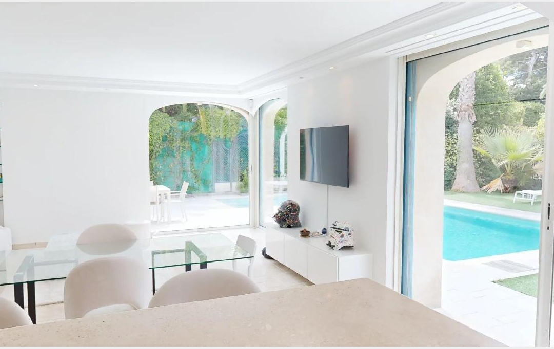 Annonces GRASSE : House | CANNES (06400) | 200 m2 | 2 490 000 &euro; 