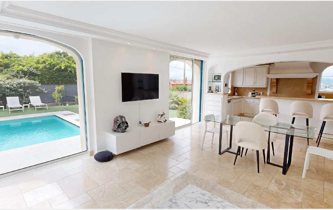 Annonces GRASSE : House | CANNES (06400) | 200 m2 | 2 490 000 &euro; 