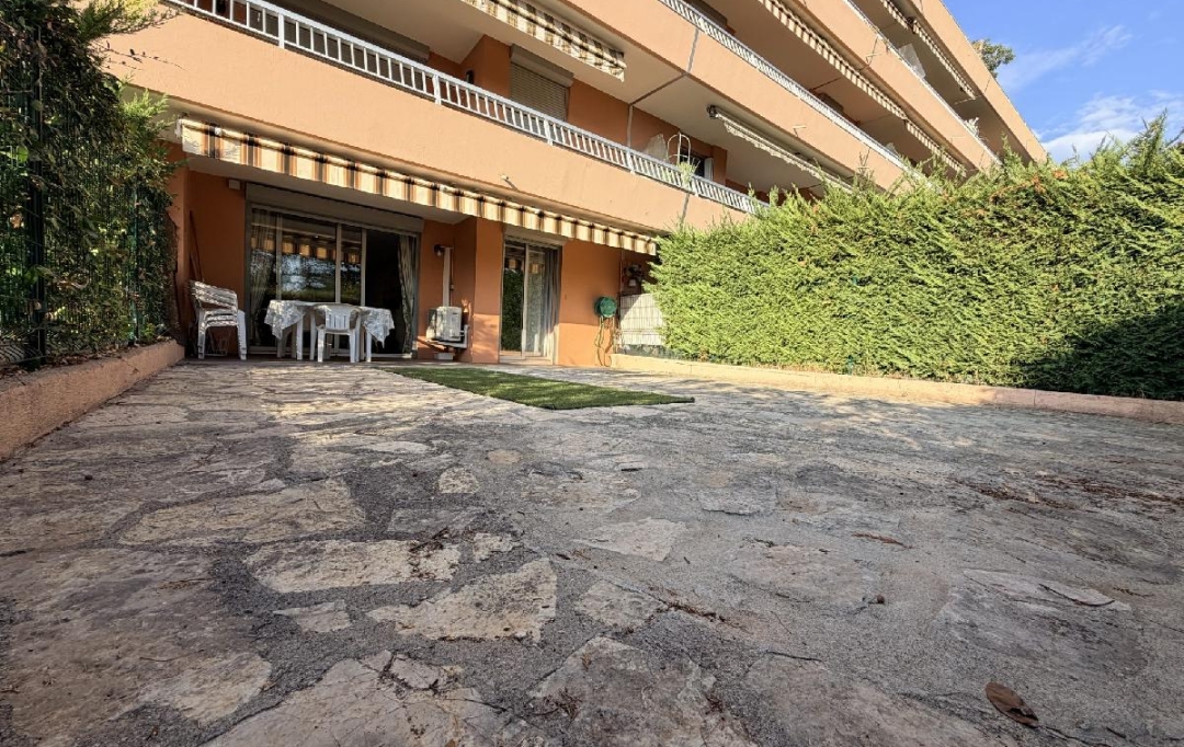 AM IMMO GRASSE : Appartement | GRASSE (06130) | 82 m2 | 1 650 &euro; 