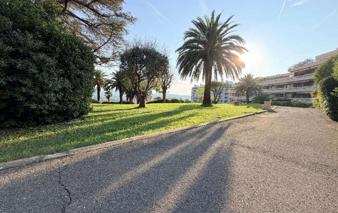 AM IMMO GRASSE : Appartement | GRASSE (06130) | 82 m2 | 1 650 &euro; 