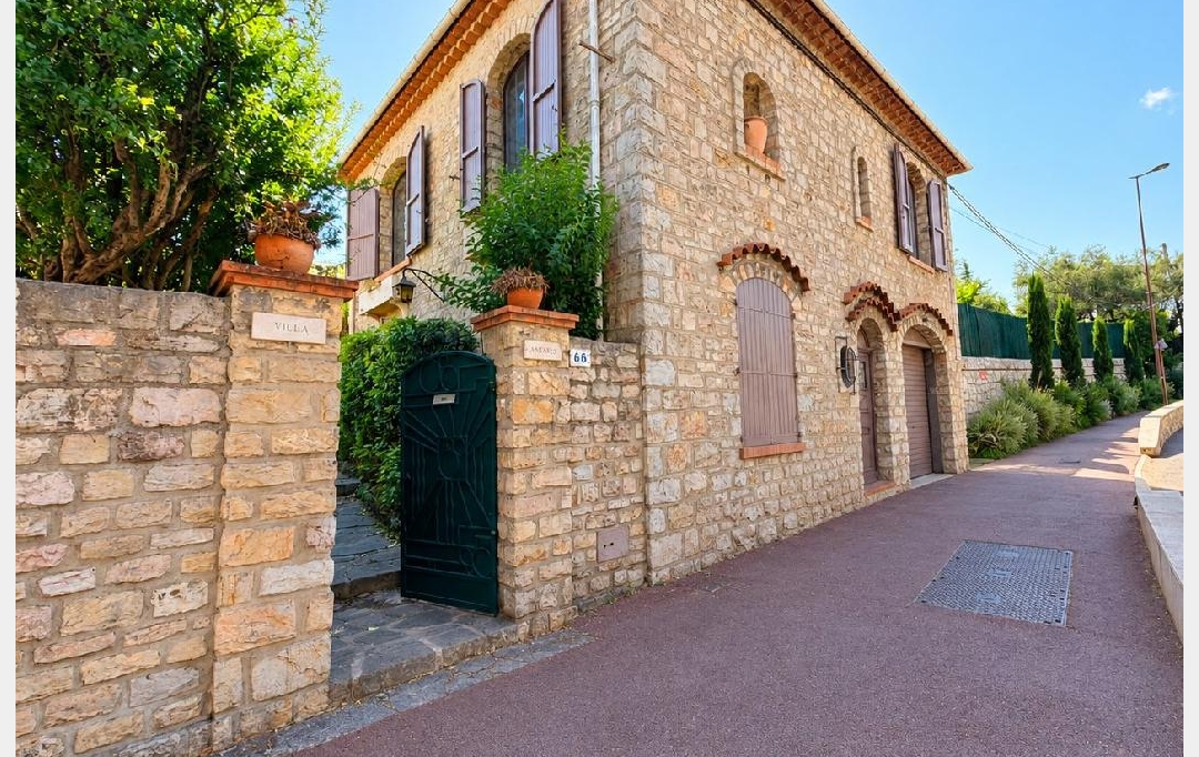 AM IMMO GRASSE : Maison / Villa | GRASSE (06130) | 119 m2 | 519 000 &euro; 