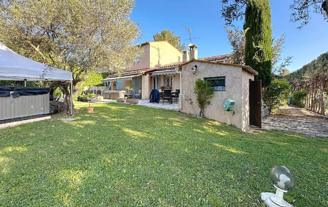 Annonces GRASSE : Maison / Villa | MOUGINS (06250) | 106 m2 | 790 000 &euro; 