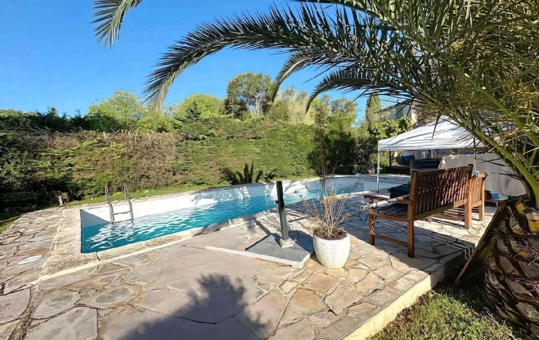 Annonces GRASSE : Maison / Villa | MOUGINS (06250) | 106 m2 | 790 000 &euro; 
