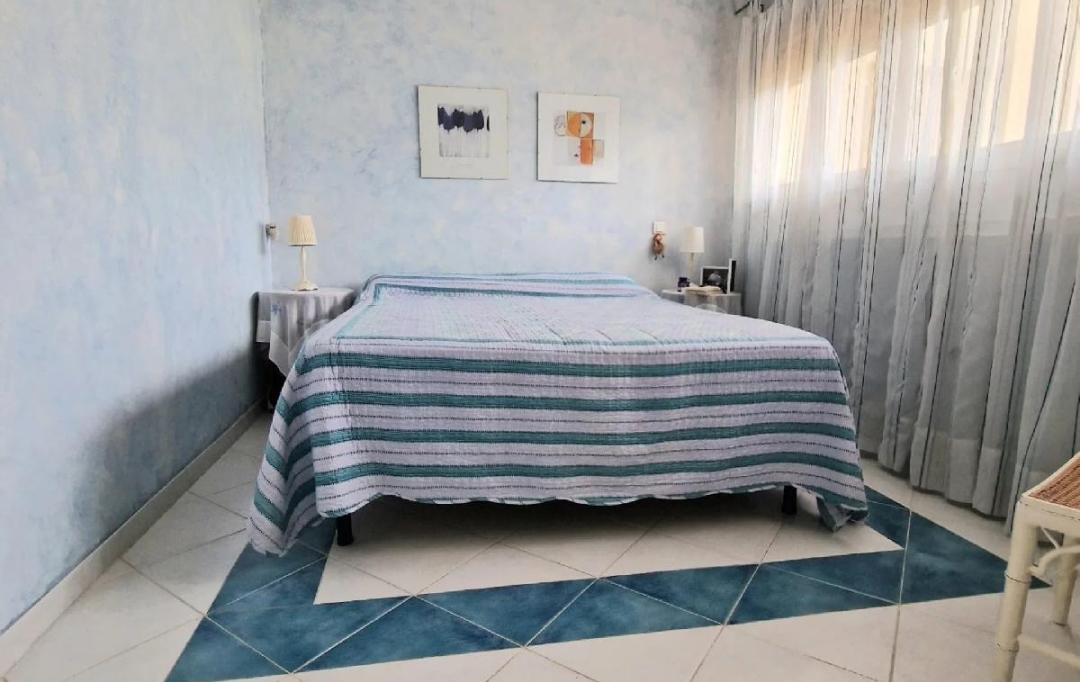 Annonces GRASSE : Appartement | CANNES (06150) | 44 m2 | 370 000 &euro; 
