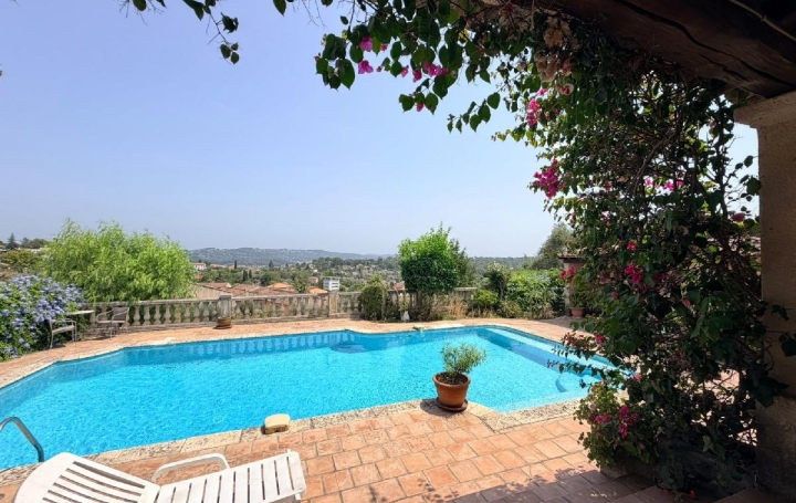 Maison   GRASSE  117 m2 458 000 € 