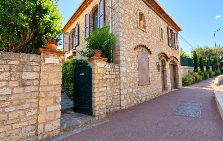 Maison   GRASSE  119 m2 519 000 € 